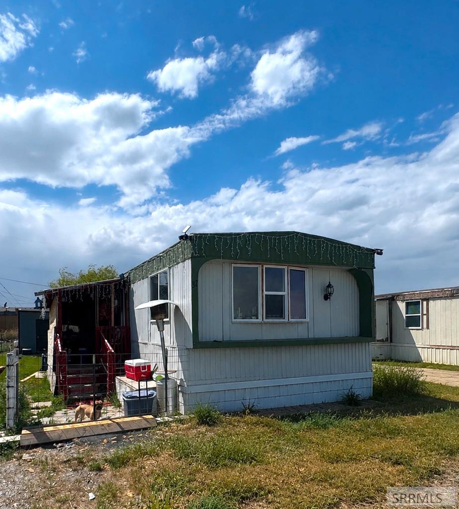 70 N Yellowstone Hwy37 