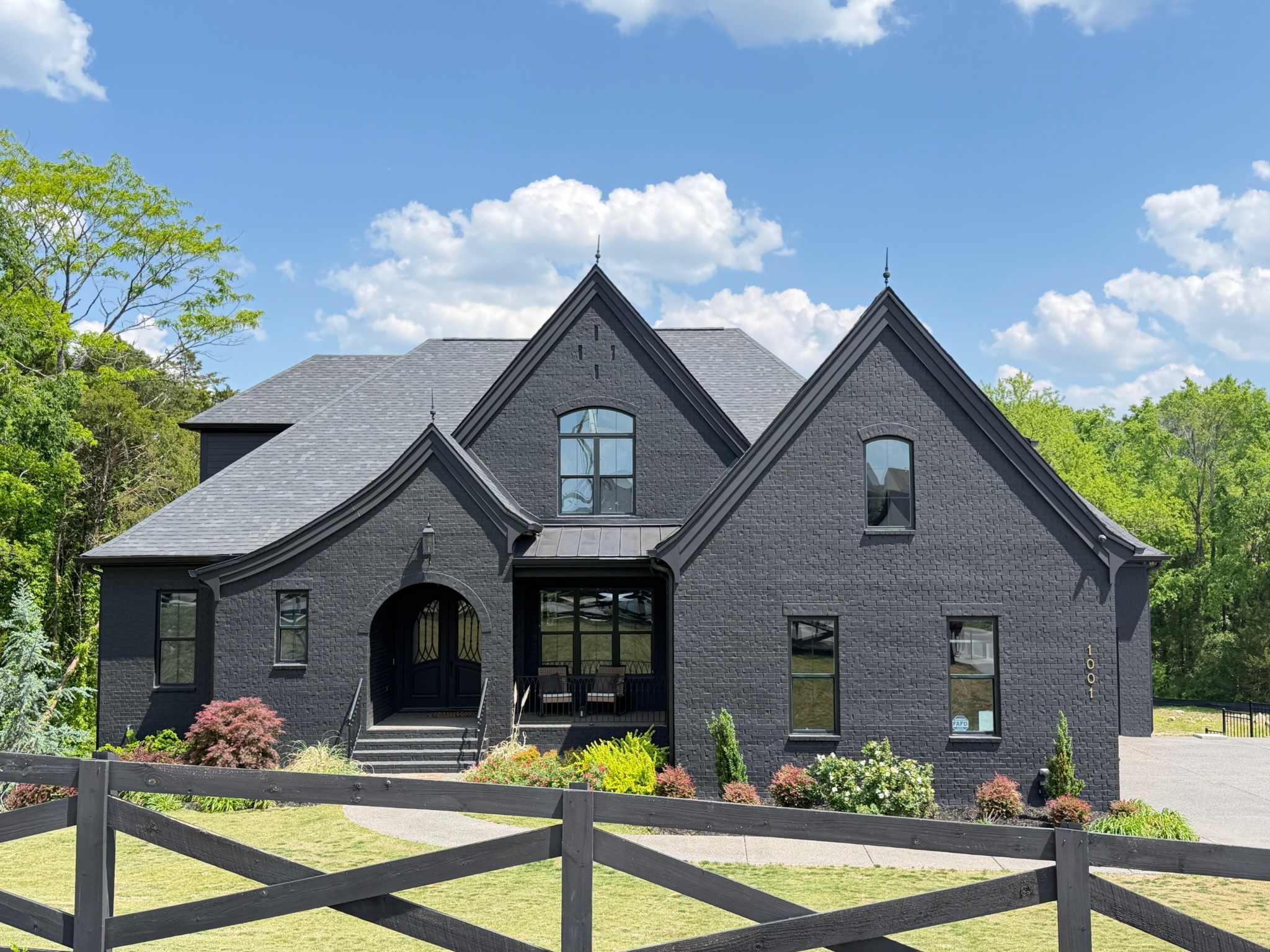 1001 Annecy Pkwy — sold
