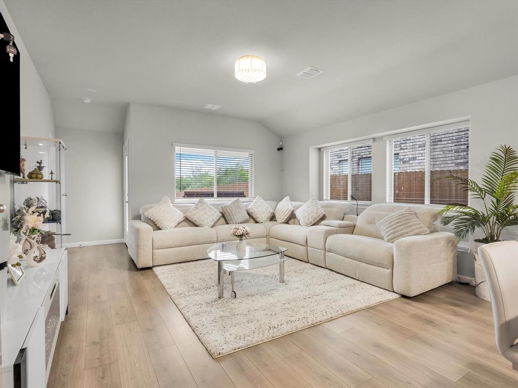 4529 Ridgehurst Lane