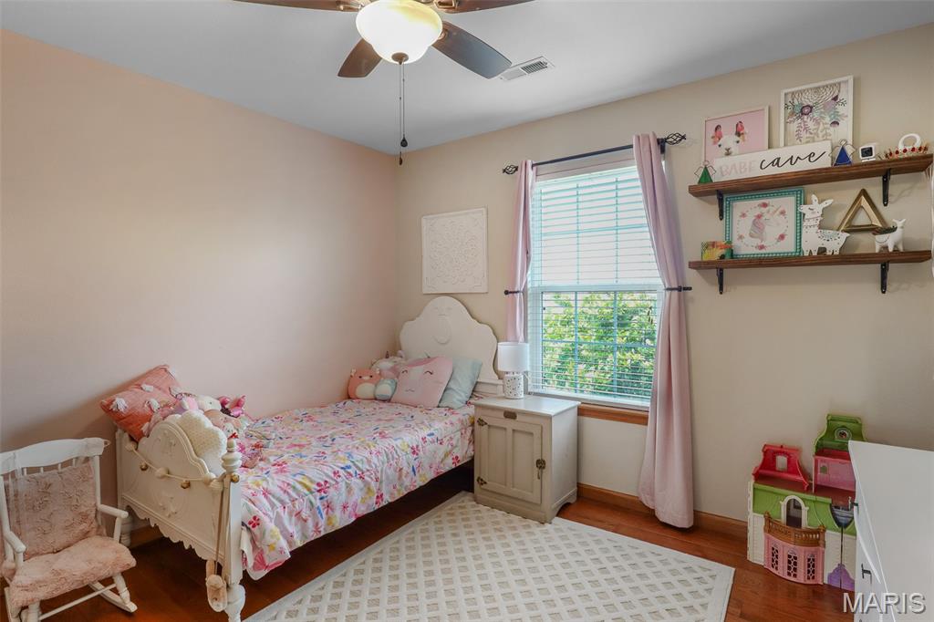 301 Ridgewood Court
