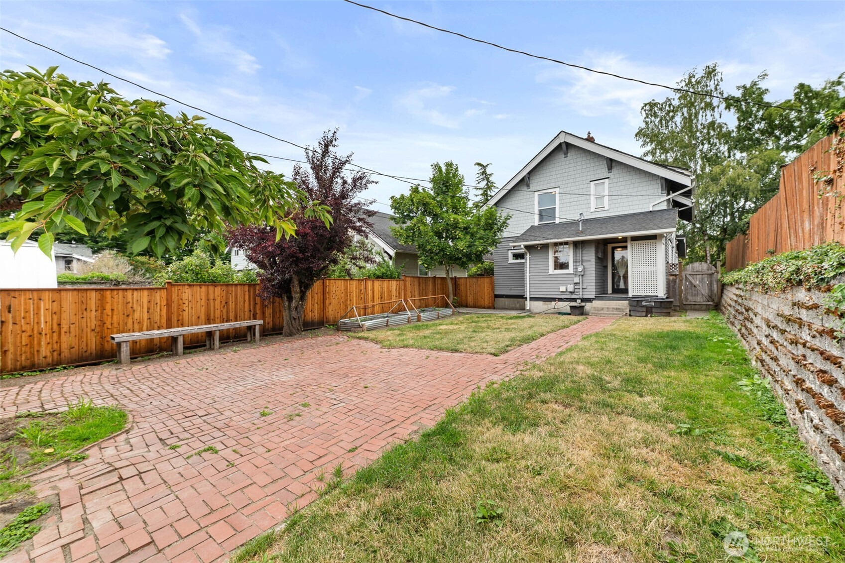 912 N Grant Avenue