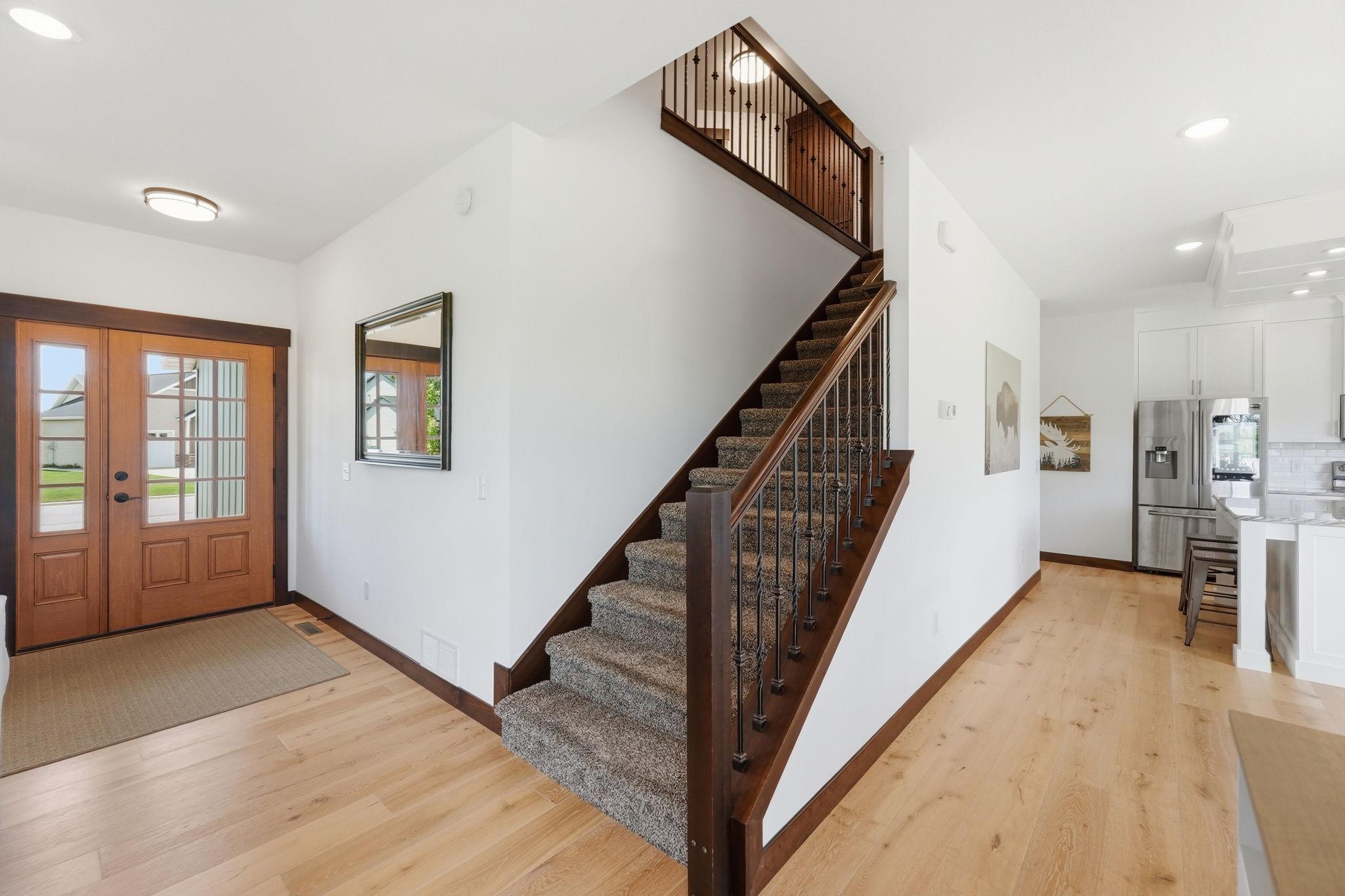 2022 Sandstone Loop N