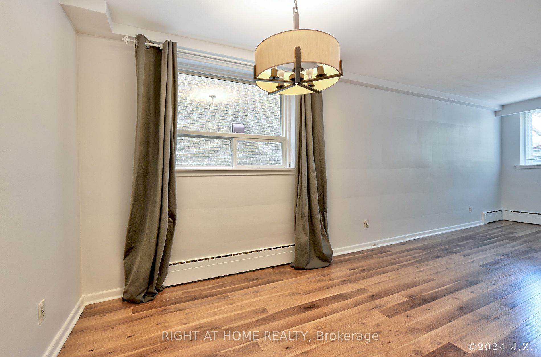 41 Frankdale Ave L/Level