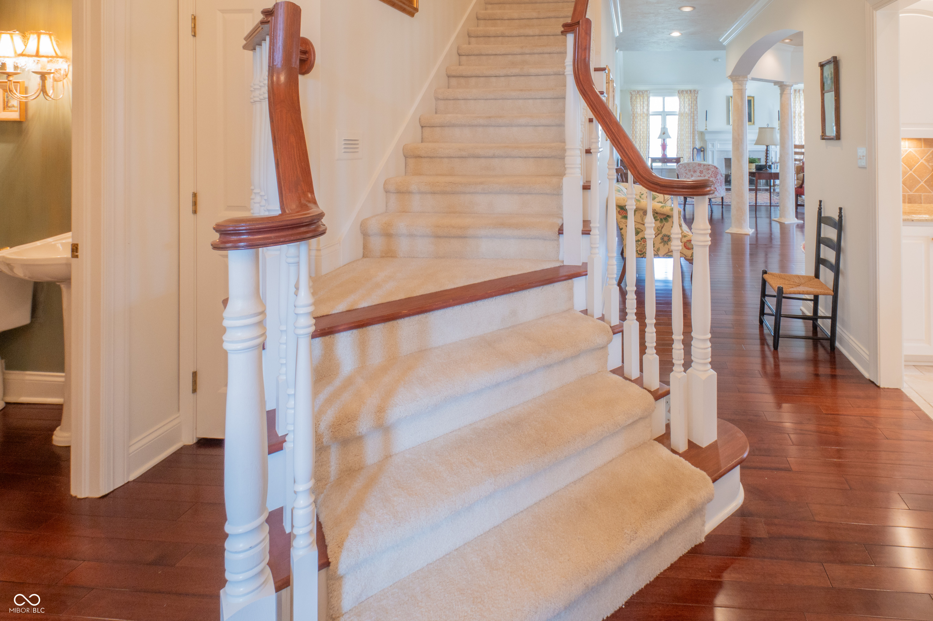 1700 Pathway Drive S