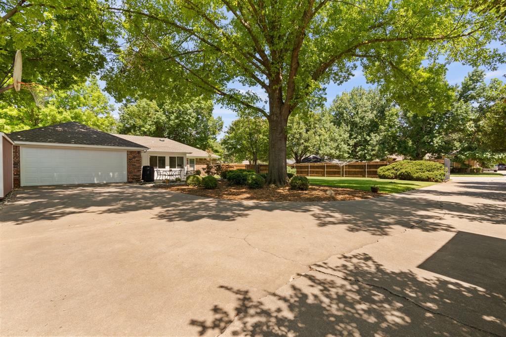 920 Stonelake Drive