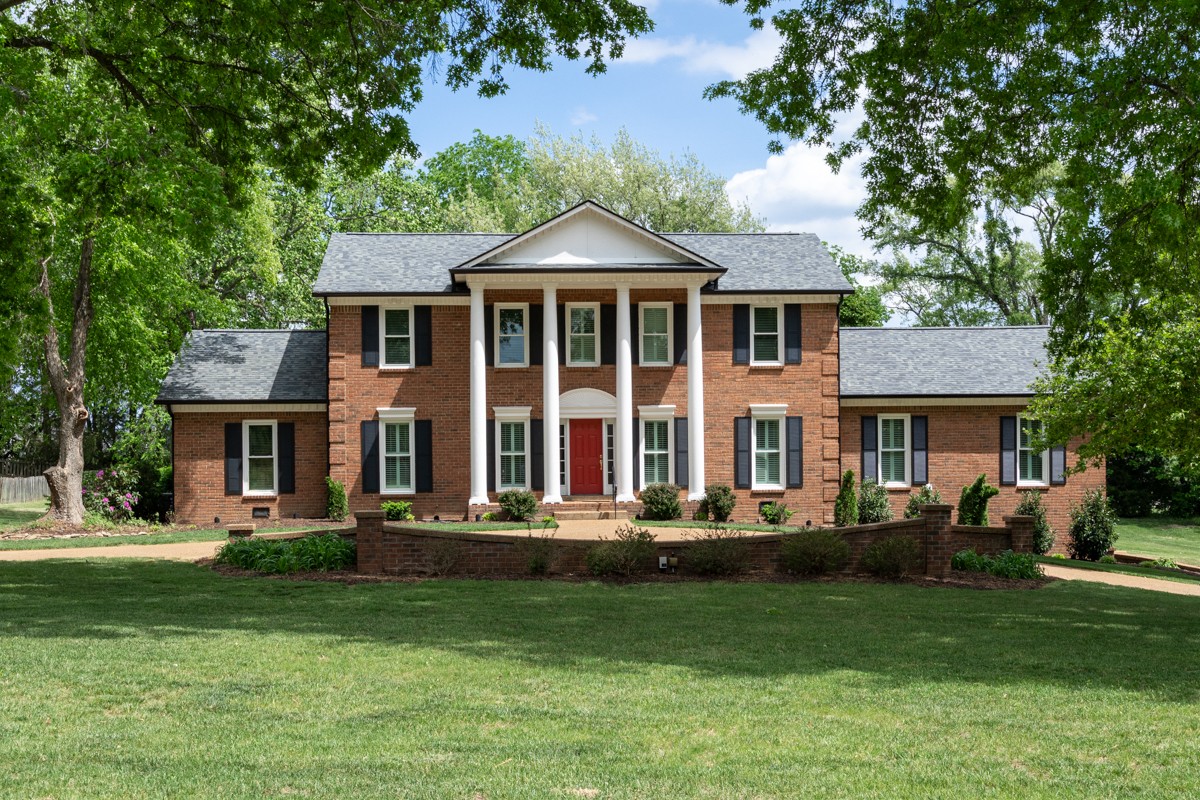 1612 Knox Dr — sold