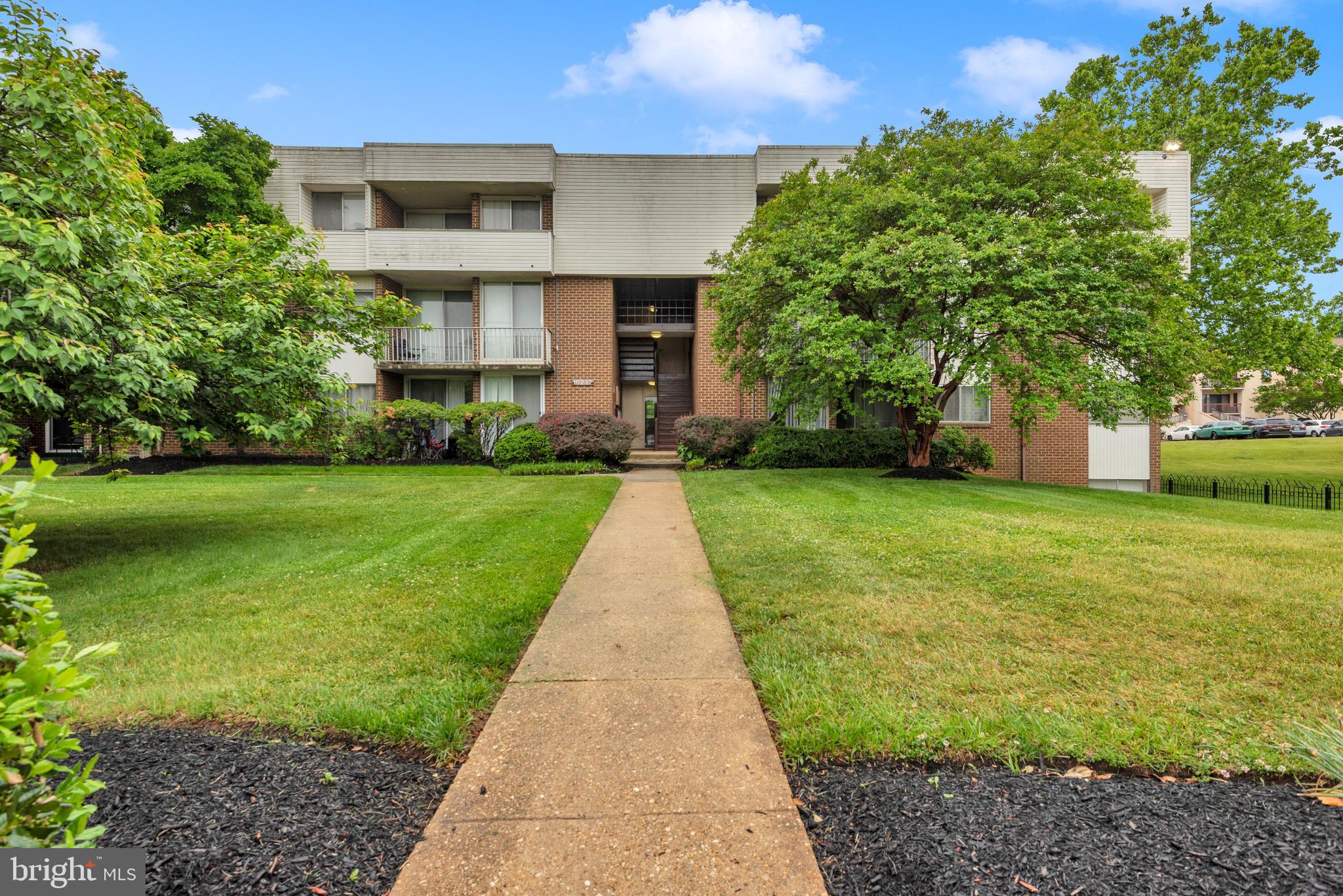 10237 Prince Place 25-307