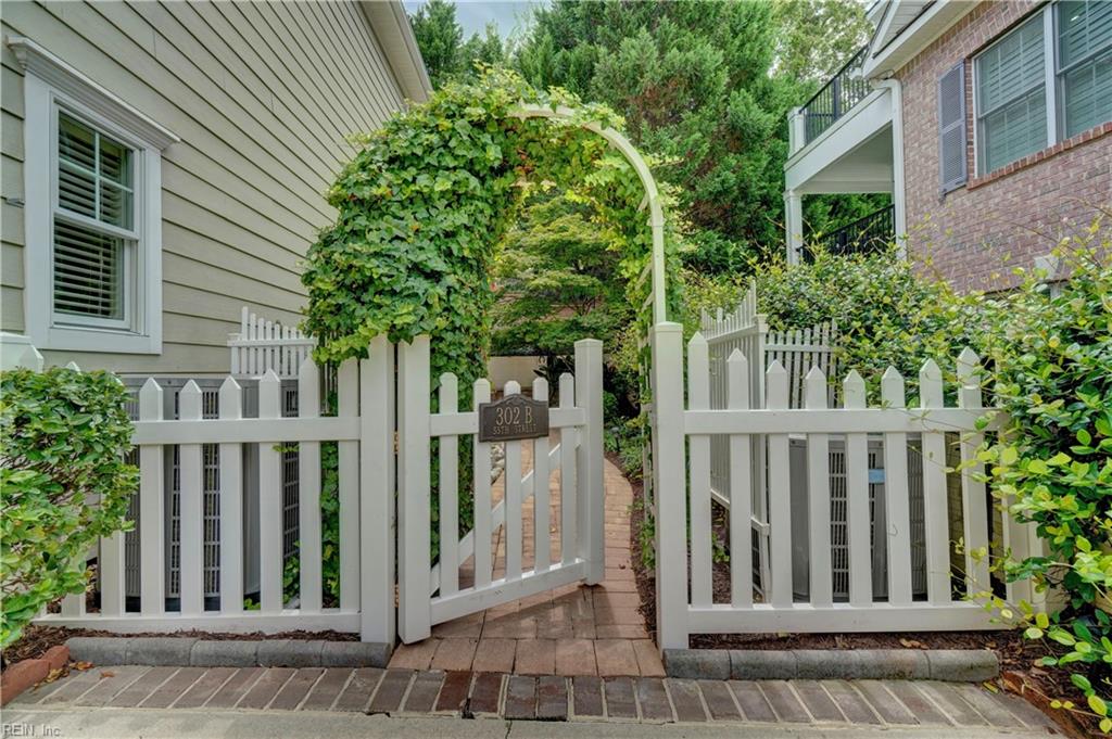 302 55th Street B, Virginia Beach, VA 