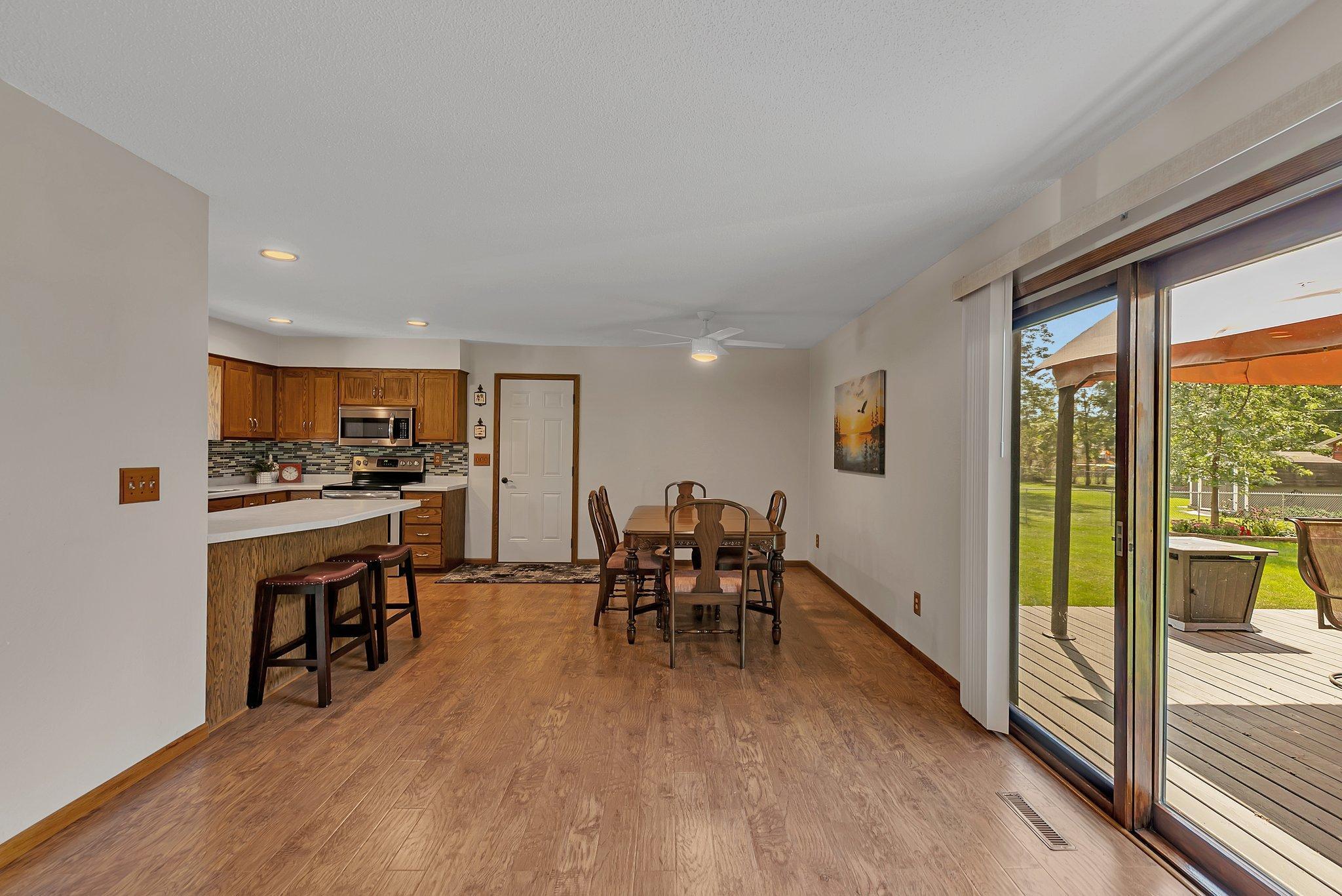 1347 Cottonwood Road