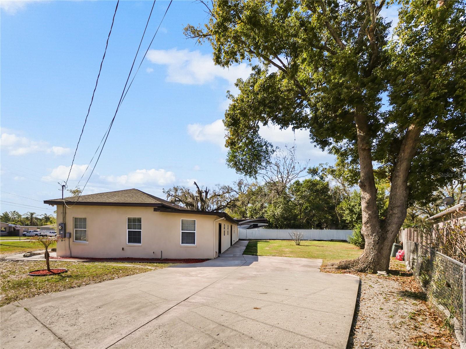 4901 Balboa Drive