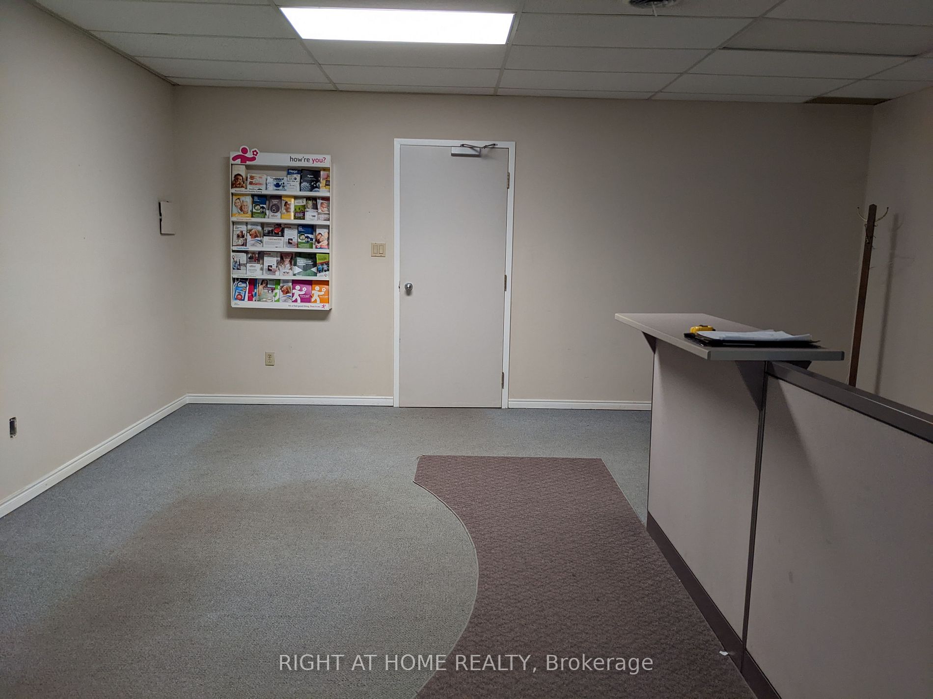 201 W King St 2C