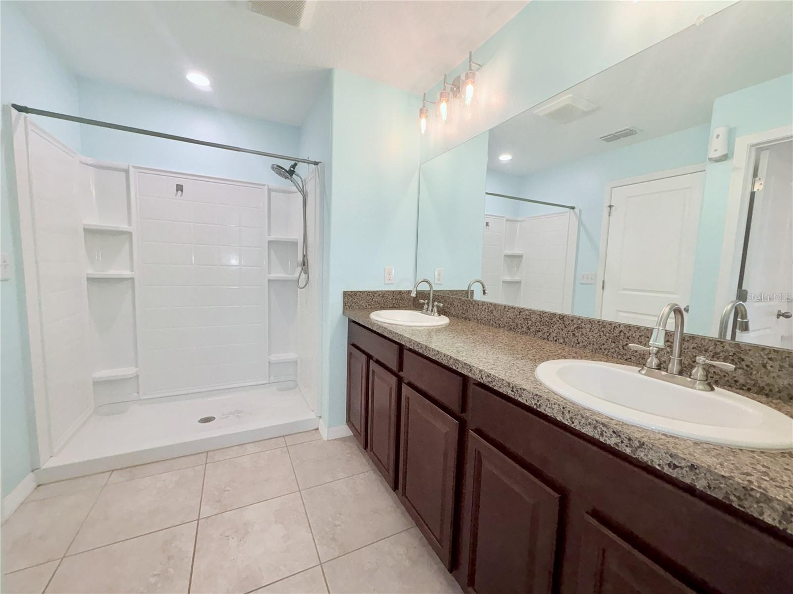 4935 Reflecting Pond Circle