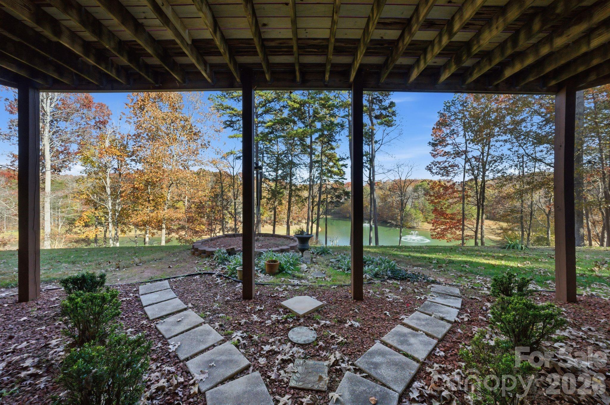 211 Harbor Ridge Drive