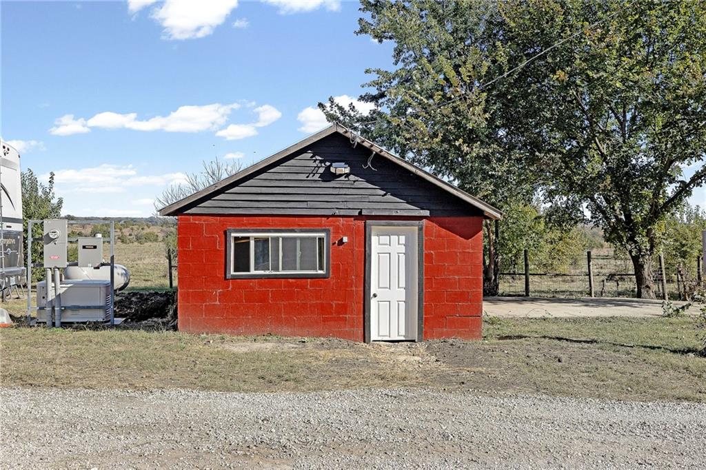 22244 NW 1400th Road