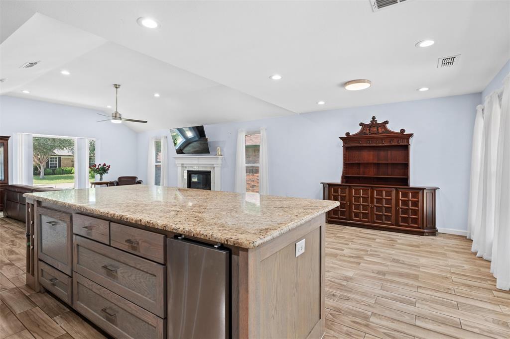 708 Gunnison Court