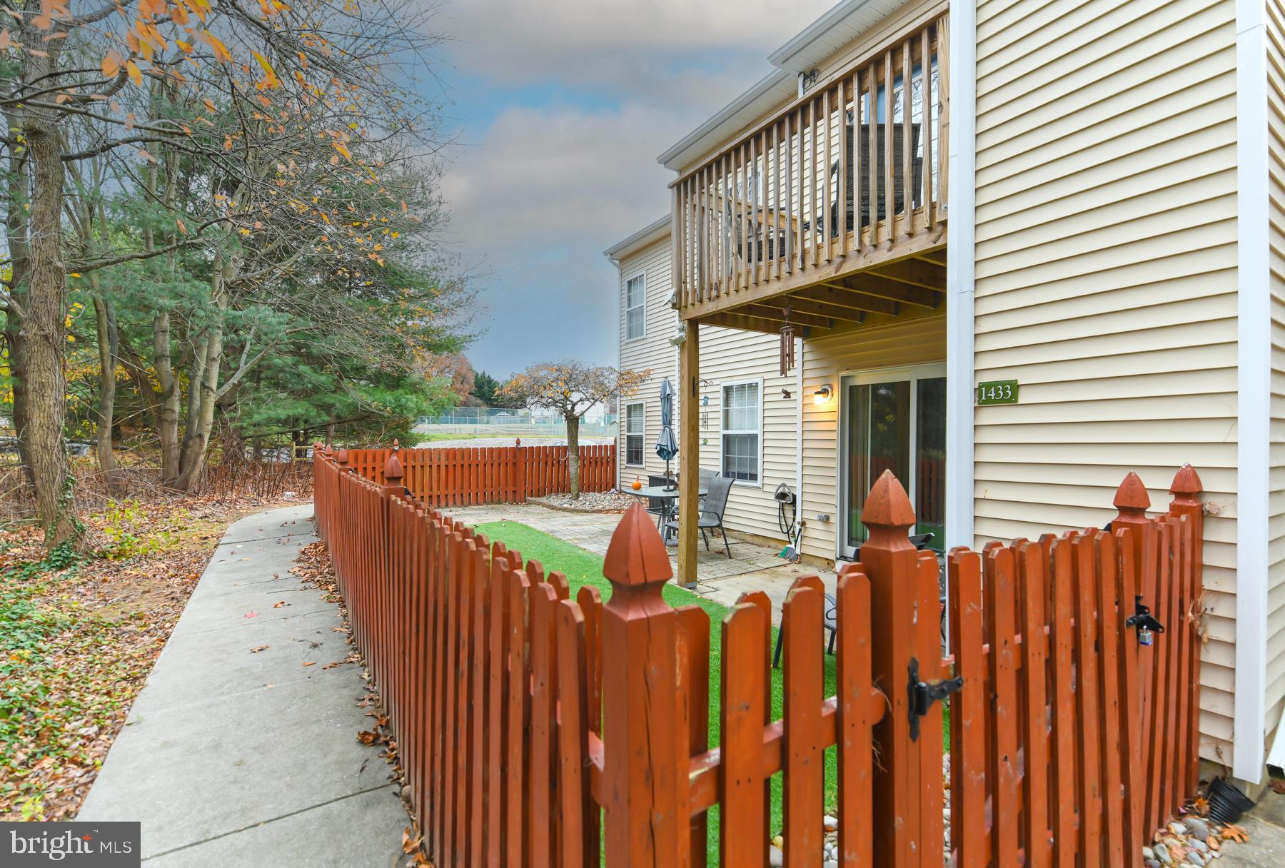 1433 Tristram Circle