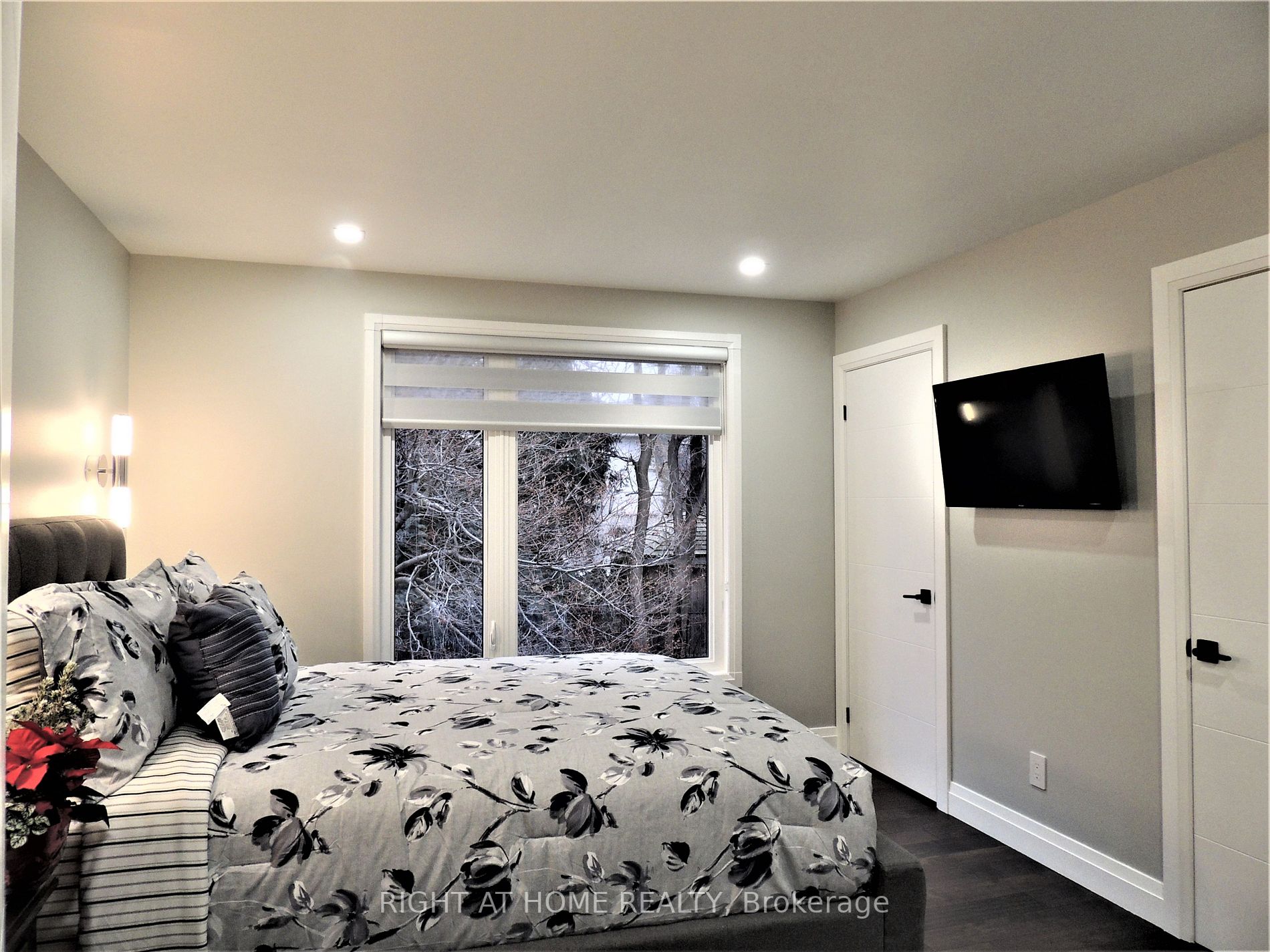 20 Woodbank Rd