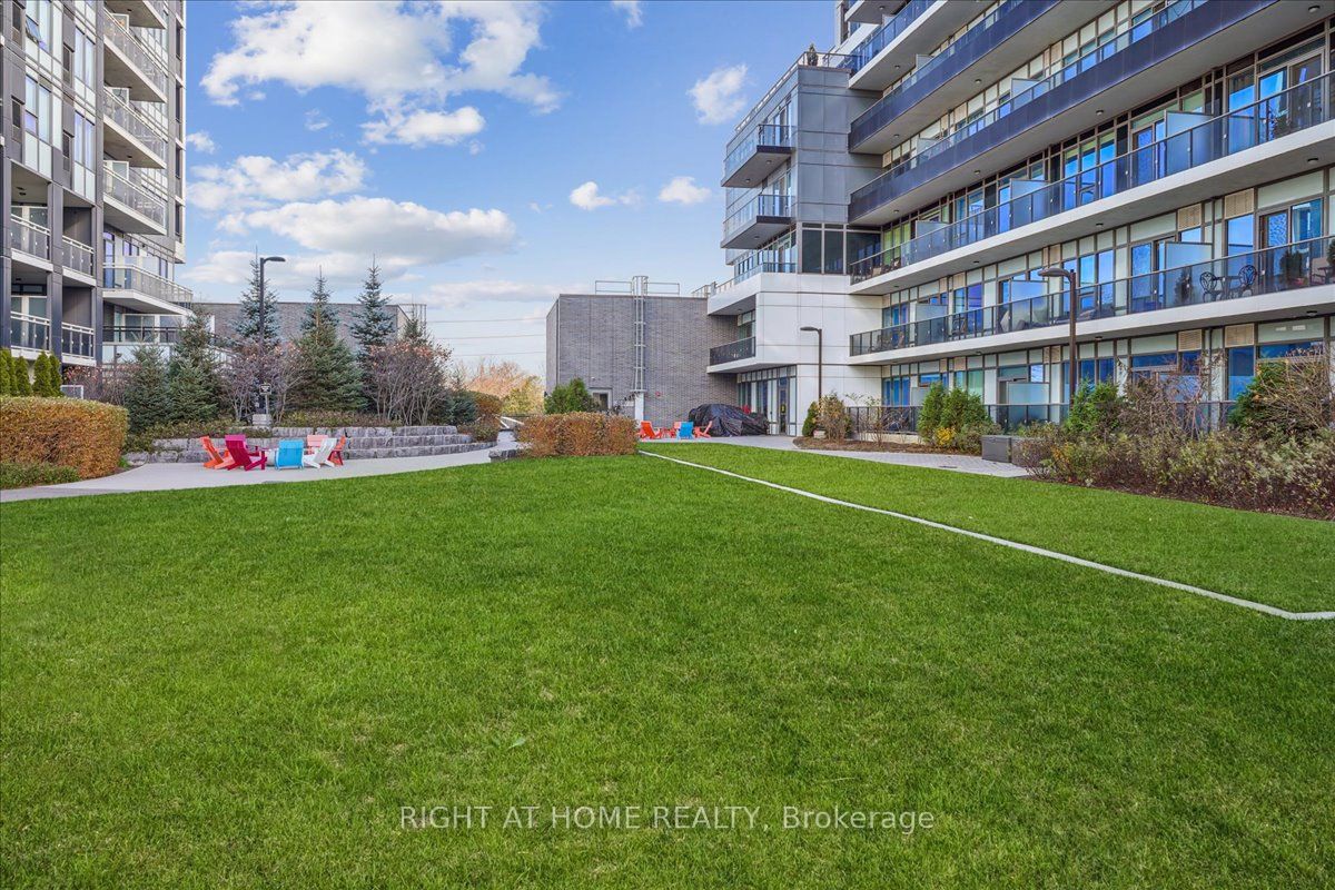 73 S Arthur St 101