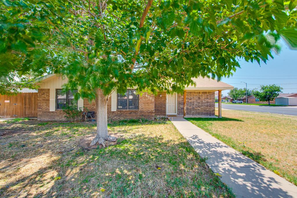 Welcome to this beautifully updated 3-bedroom, 2-bath home featuring a spacious two-car garage and stunning vaulted ceilings in both the living room and master bedroom. The open, airy layout is perfect for modern living, while the brand-new custom kitchen offers sleek finishes, ample storage, and stylish design—ideal for cooking and entertaining.