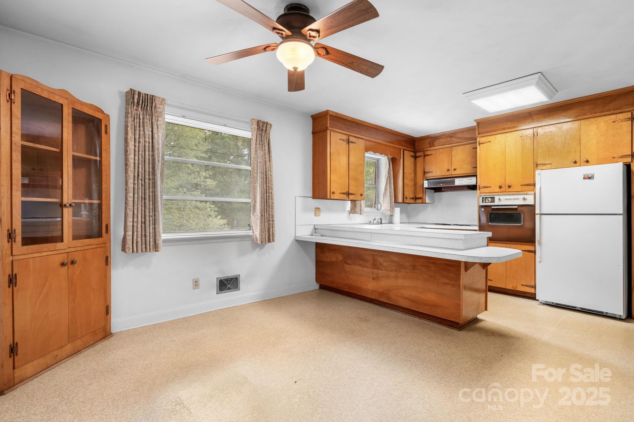 4955 Midway Sand Road