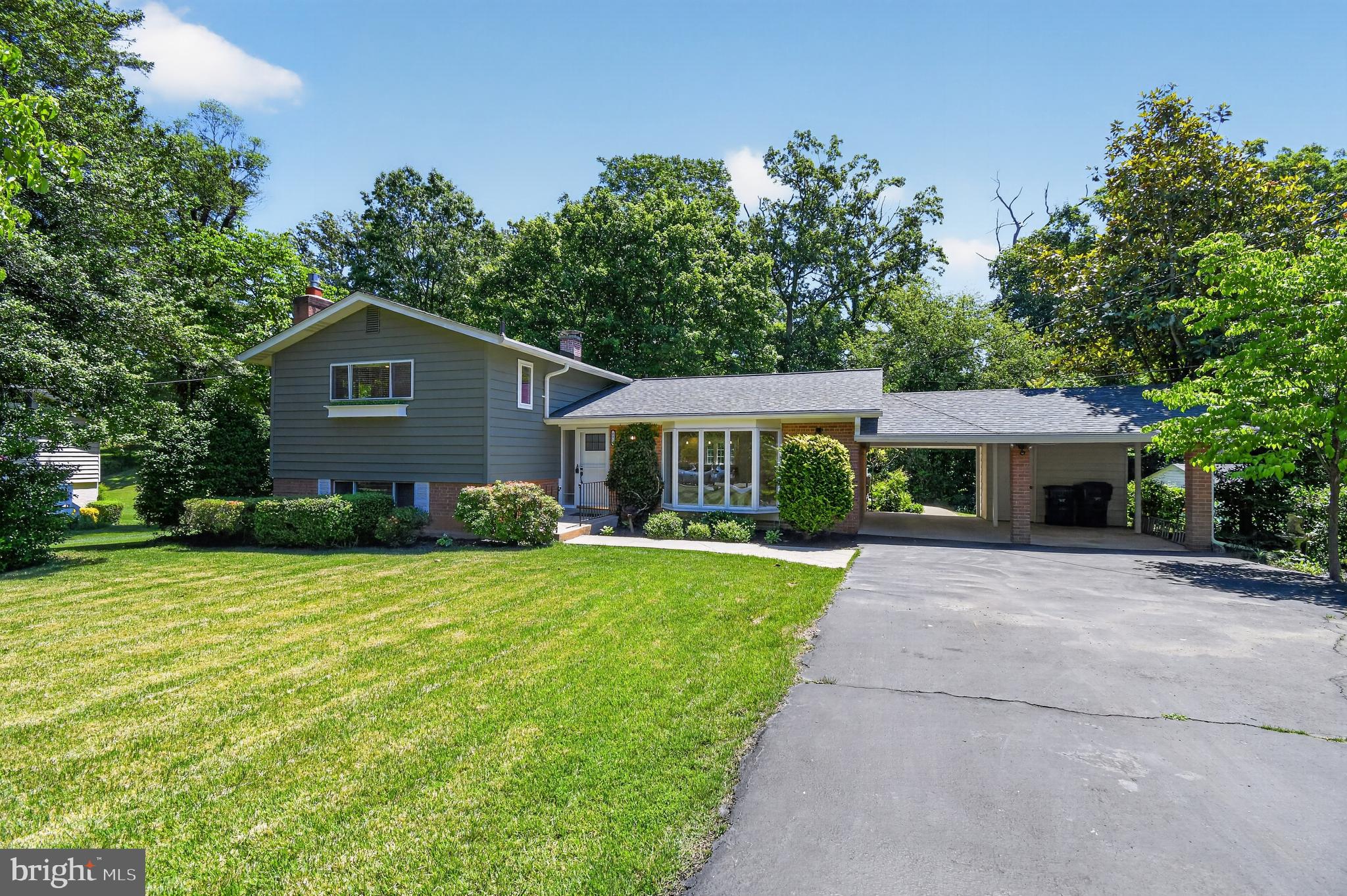 8815 Beauchamp Drive