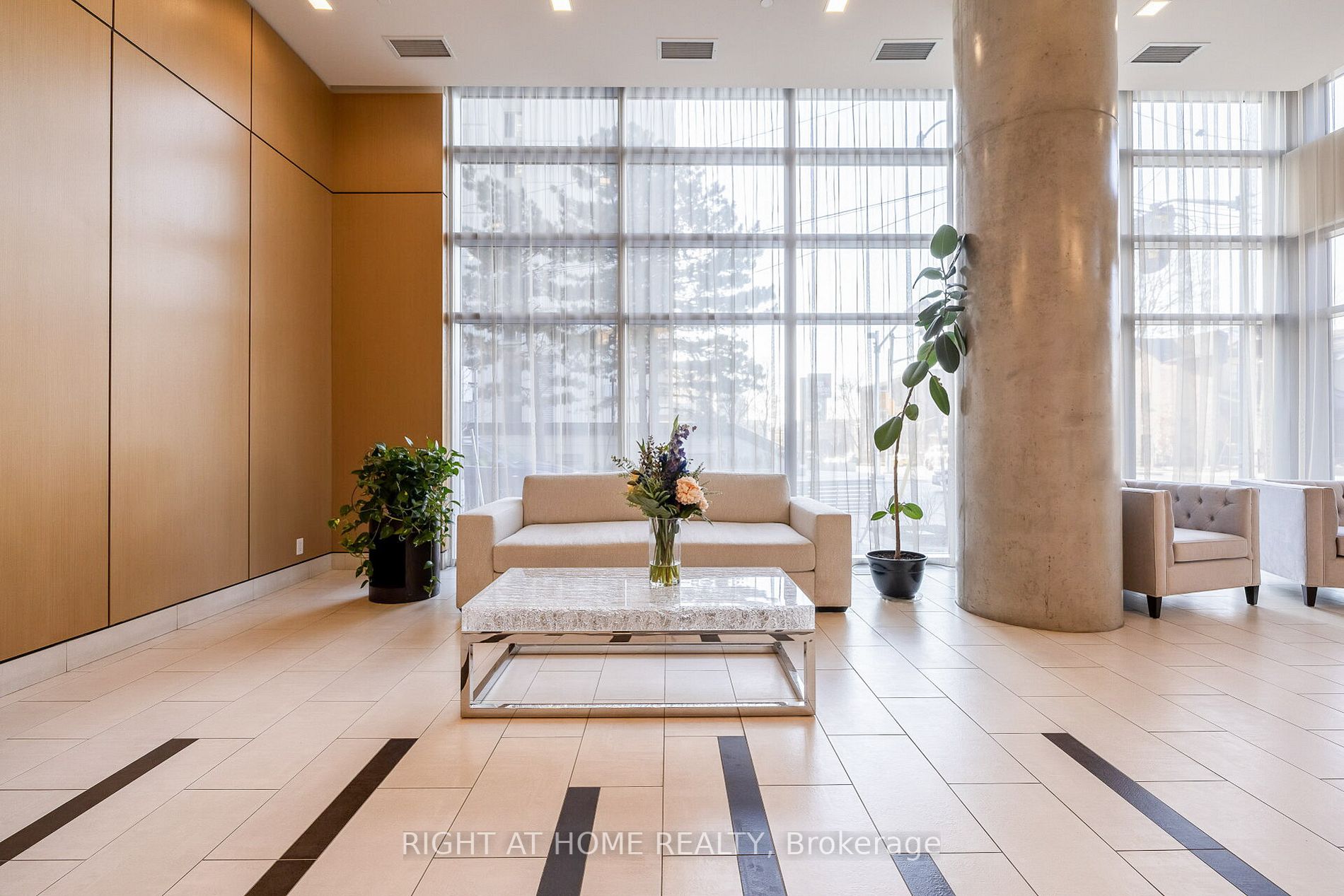 58 Orchard View Blvd 1707