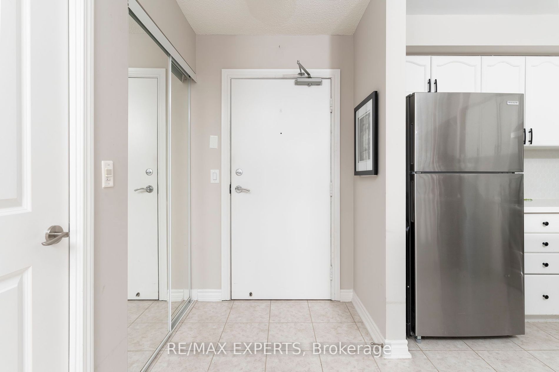 8026 Kipling Ave 212