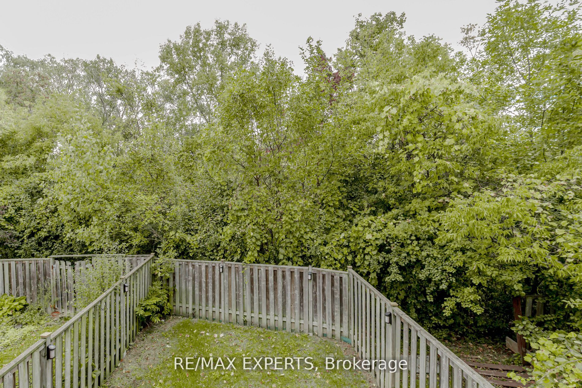 34 Bow Valley Dr 9