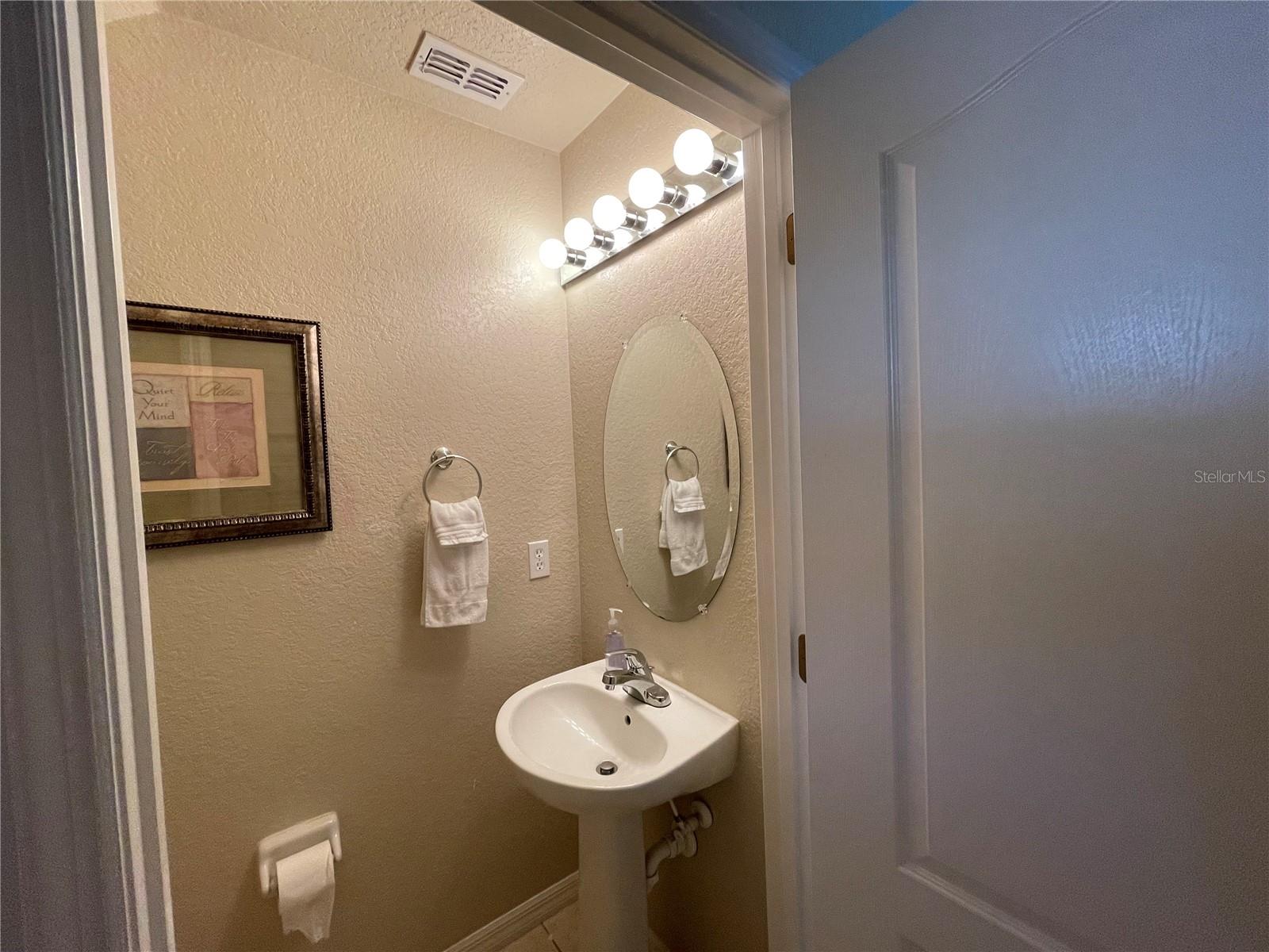 2432 Caravelle Circle