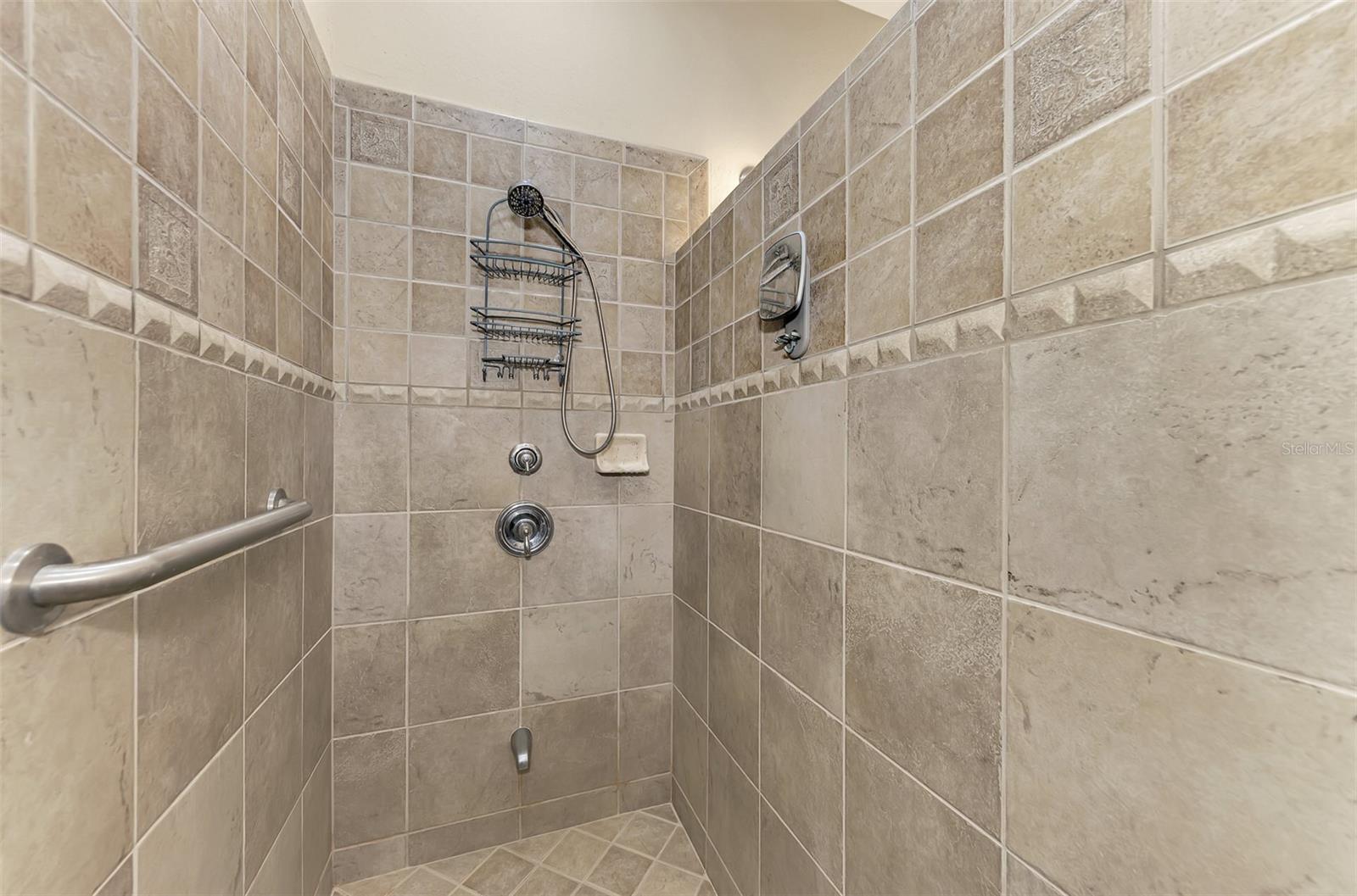 13241 Creekside Lane