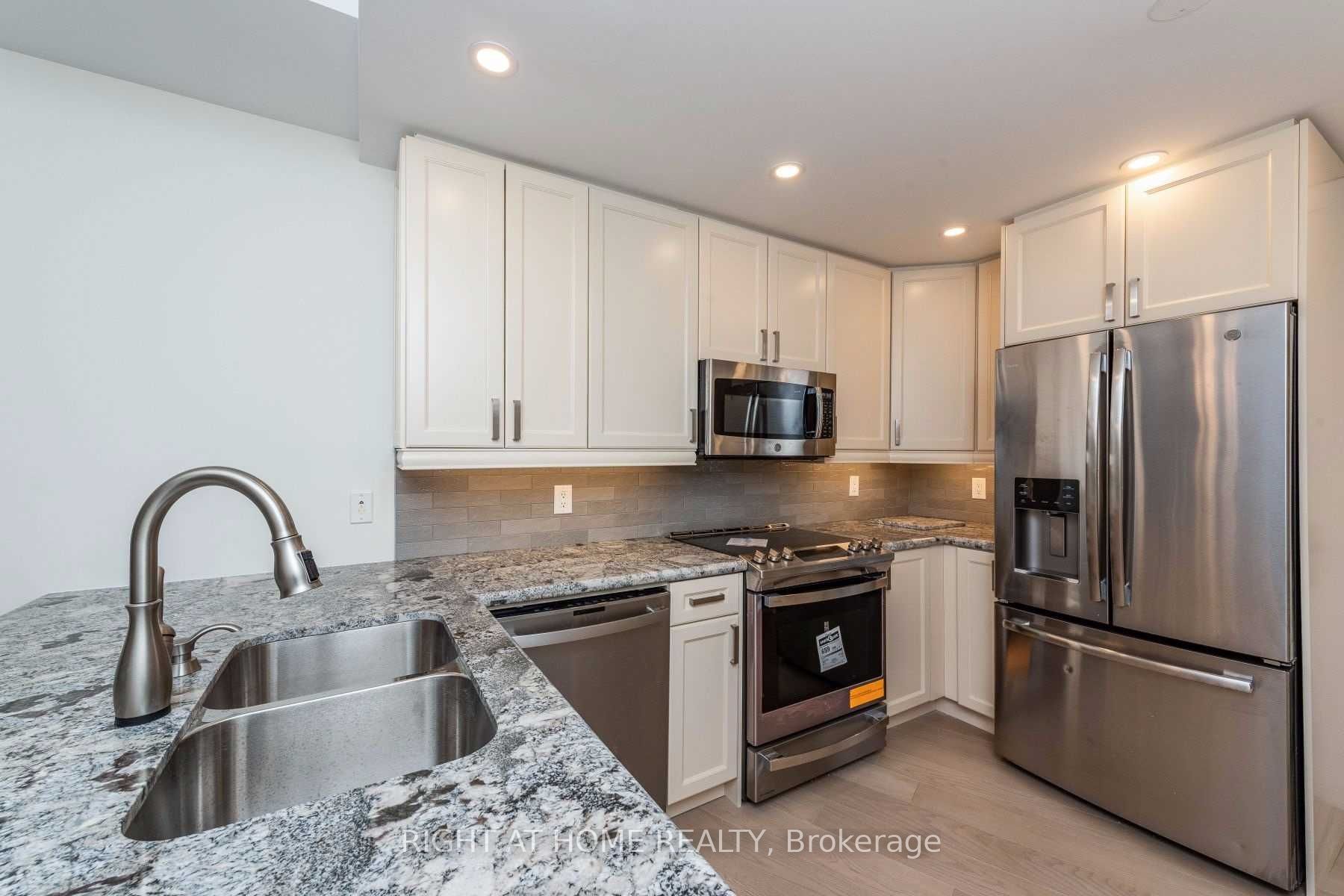 10 Old York Mills Rd 511