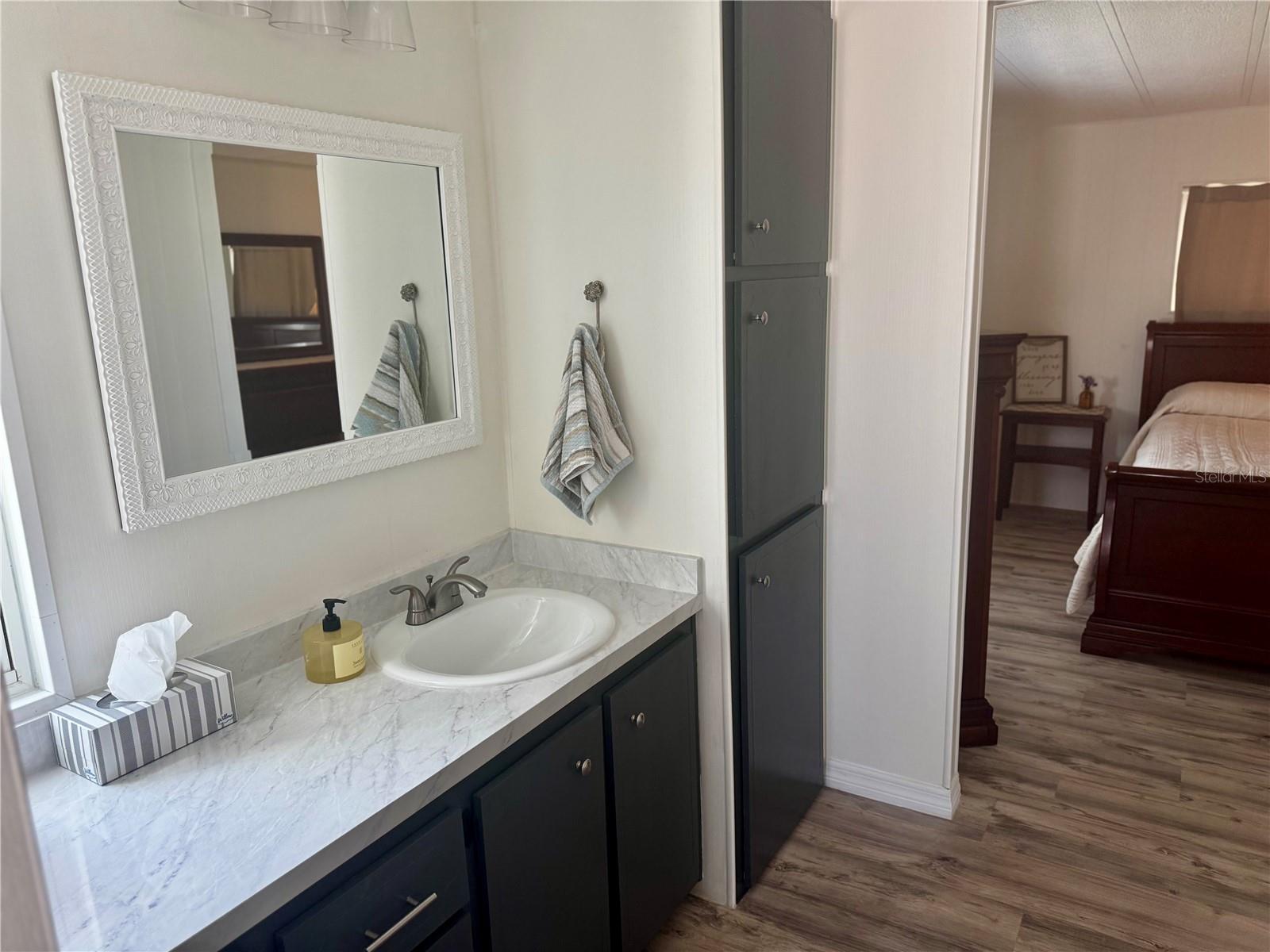 5619 Bayshore Road 240