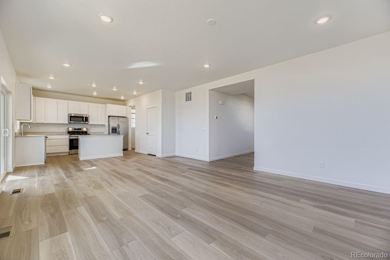 39848 Bradley Street