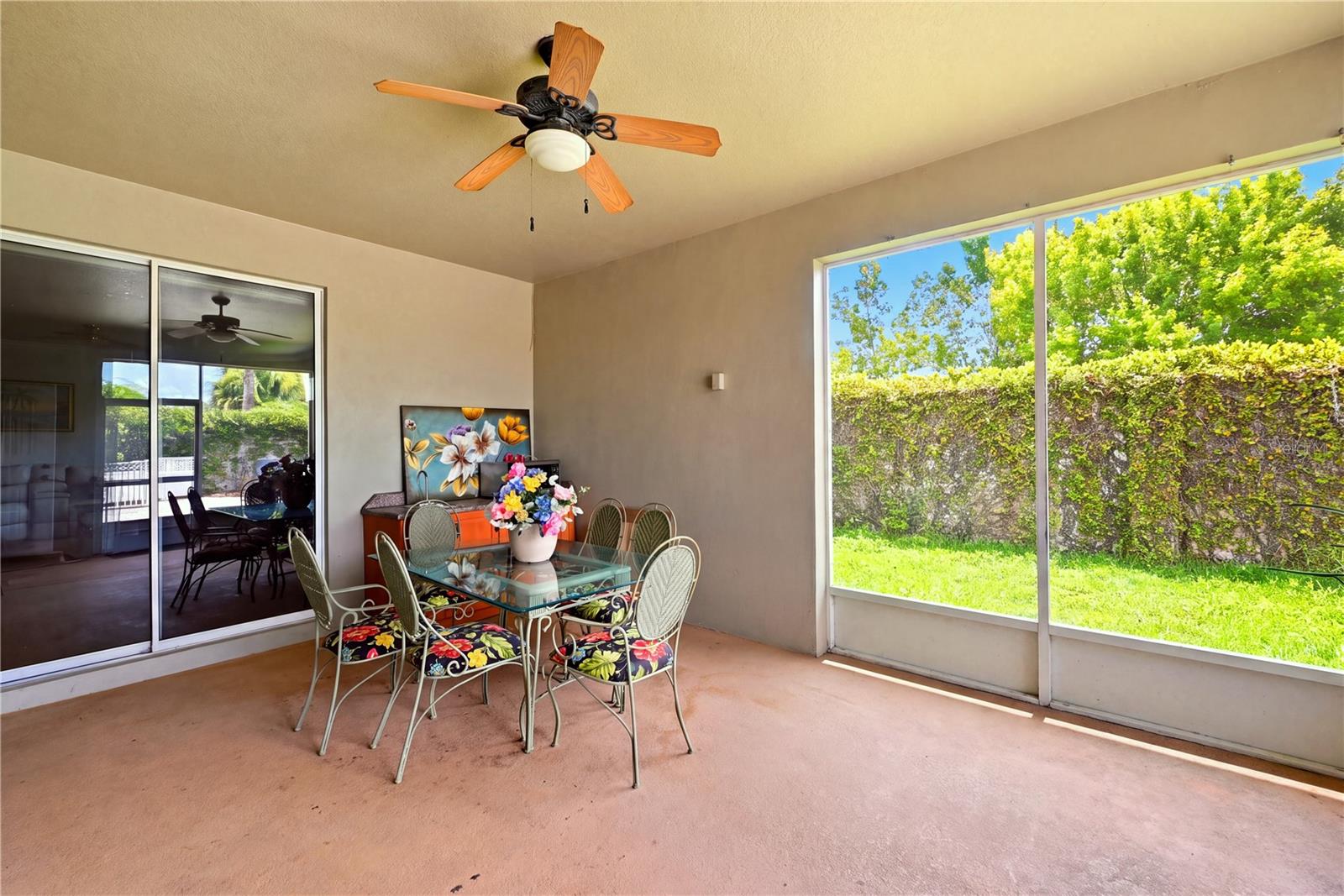 746 Country Lane