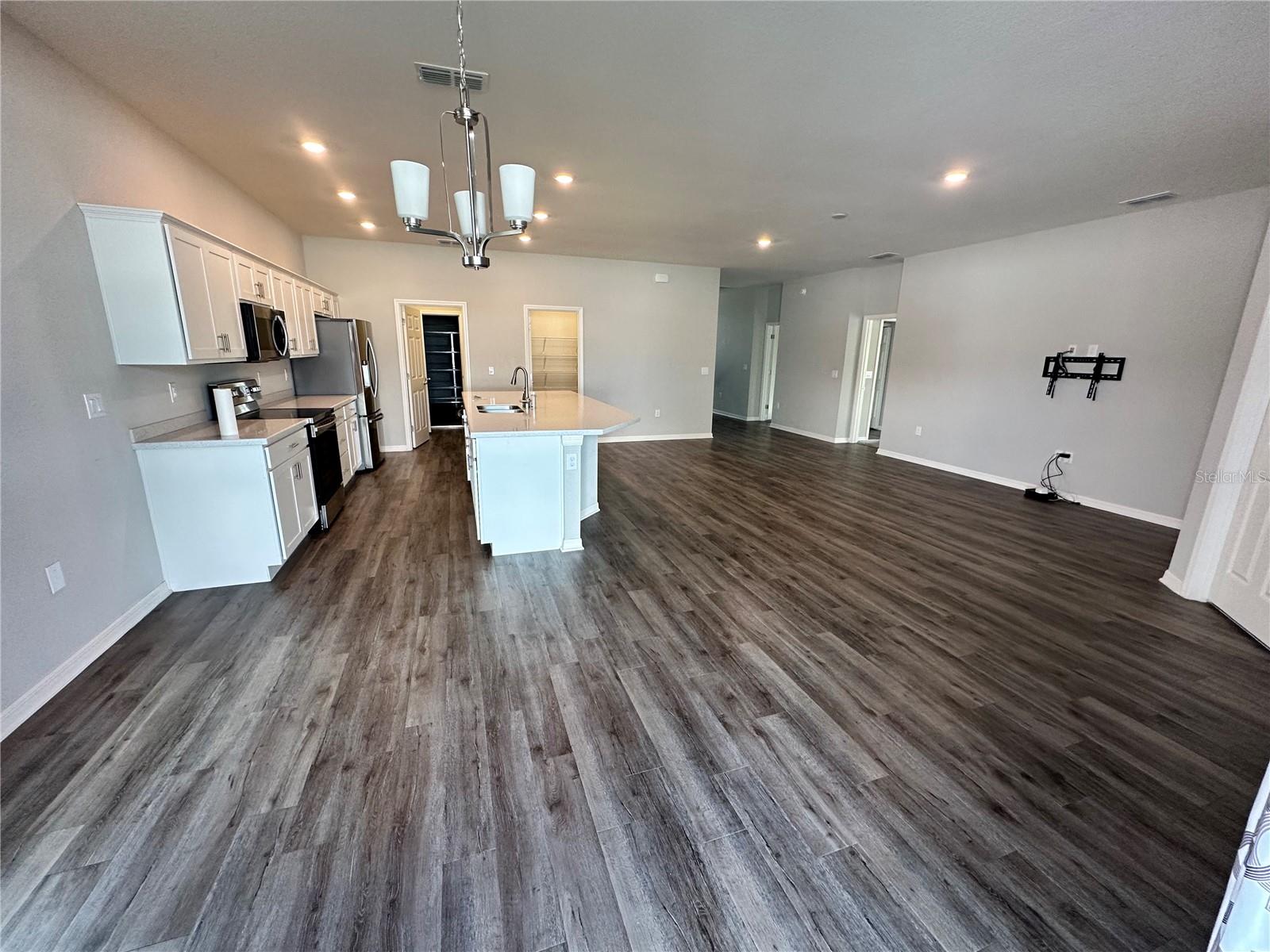 544 Gadsden Lane