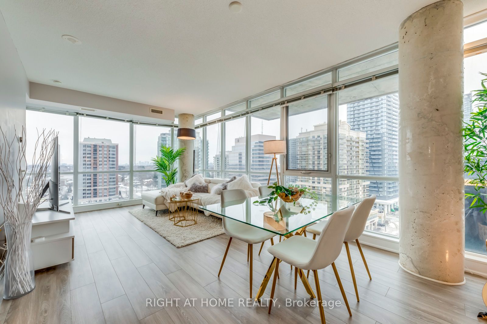 30 Canterbury Pl 1207