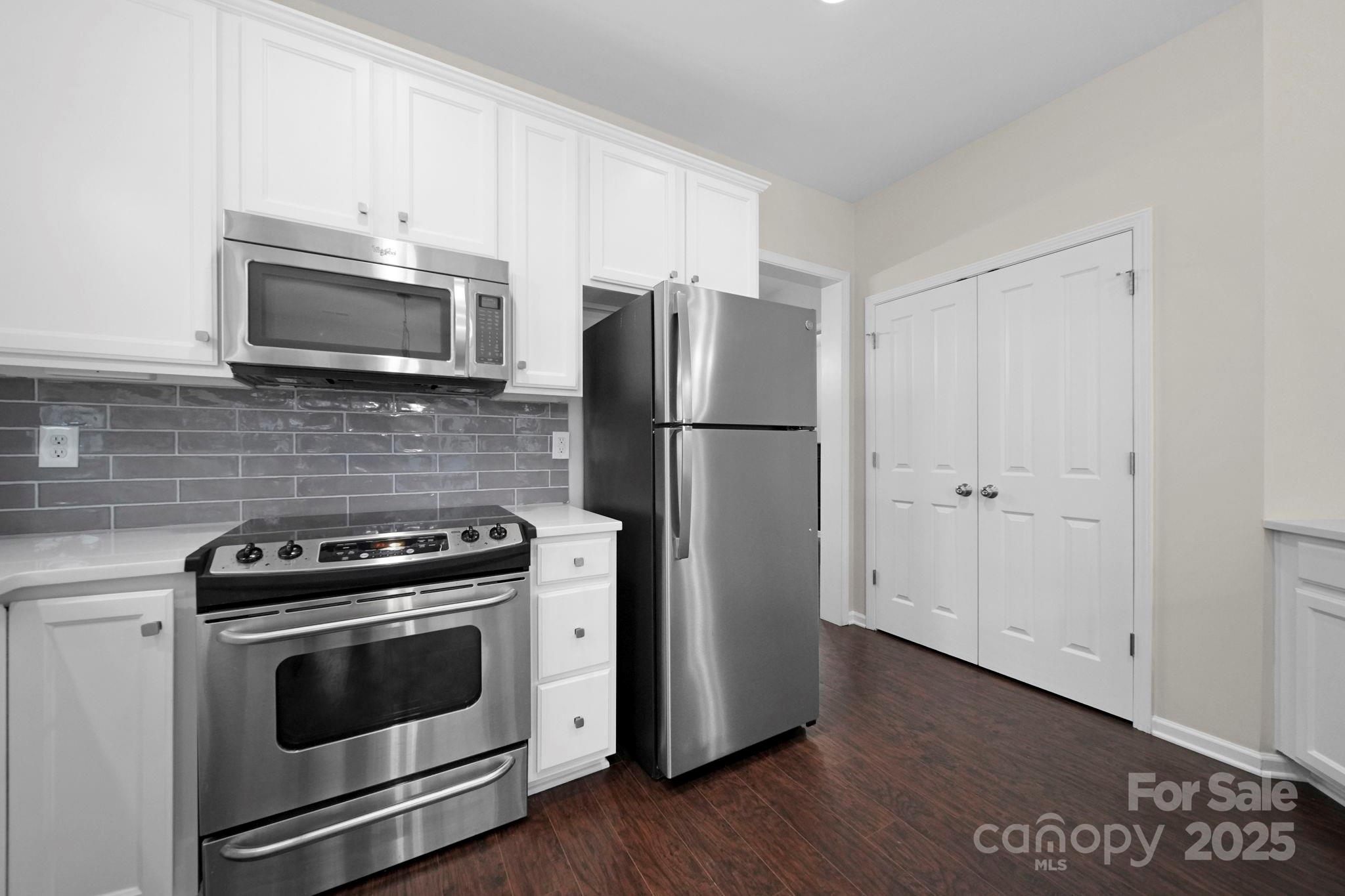 136 E Morehouse Avenue