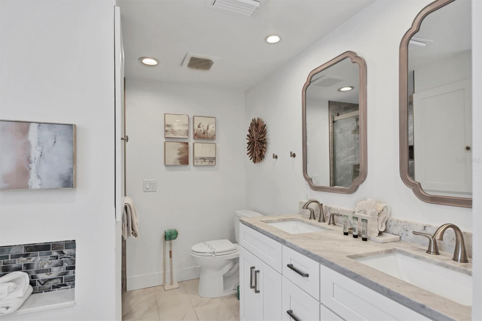 270 Gladiolus Street