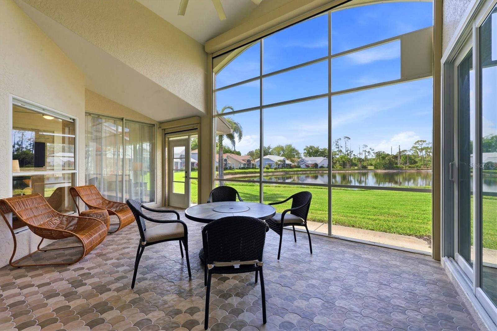 14402 Bridgeview Lane