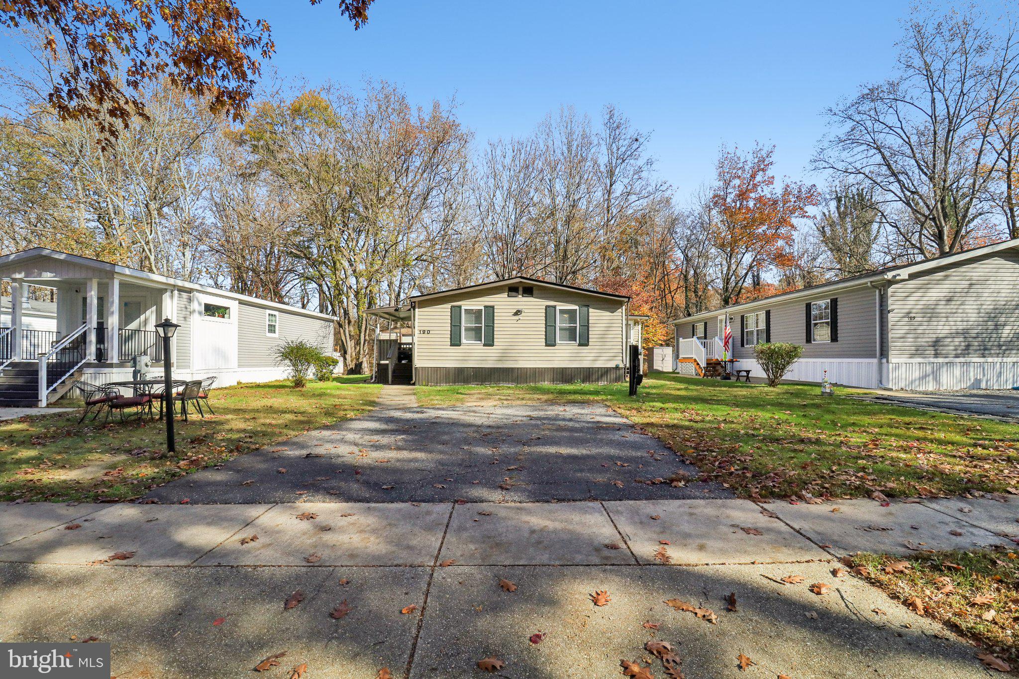 190 Boones Dr  