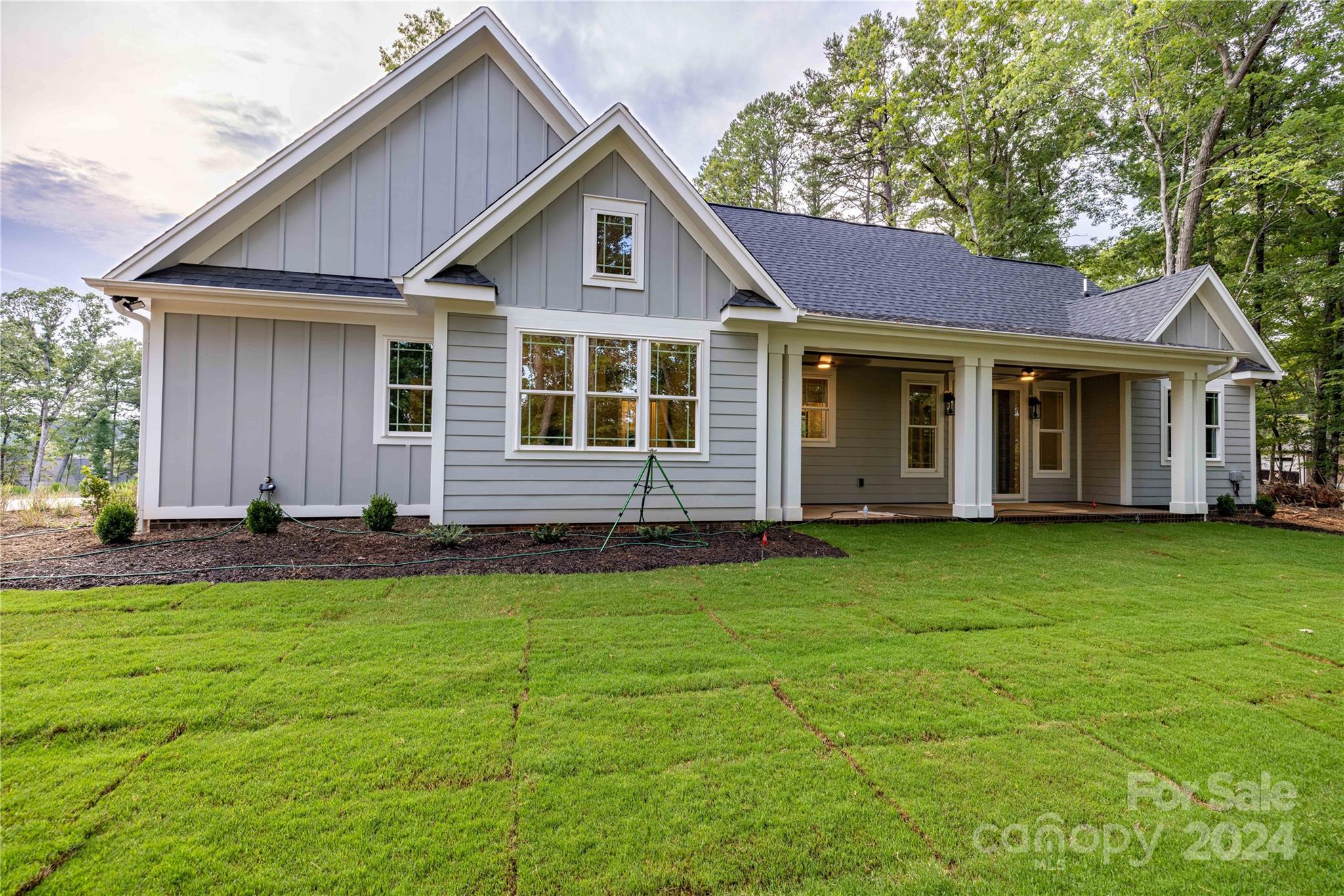 143 Eagle Point