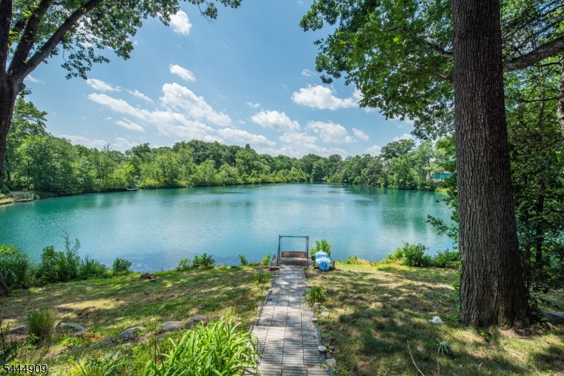 146 Lakewood Dr, Denville Twp., NJ