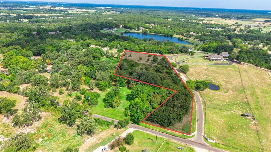 Build your dream home on this beautiful 2.52-acre corner lot in the highly sought-after High Point Estates country estate subdivision. Perched at a high elevation, this partially cleared and buildable homesite offers breathtaking 360-degree views of the surrounding countryside, creating the perfect backdrop for stunning sunrises and sunsets on your private estate property.This premium acreage lot is already equipped with water, electricity, and fiber internet, providing convenience and readiness for your custom build. The property combines natural beauty with modern infrastructure, making it an ideal setting for luxury country living.Residents of High Point Estates also enjoy access to the Sulphur Springs Country Club and a private community fishing pond with a pier, offering excellent recreational opportunities. With its prime location, scenic views, and exceptional amenities, this property is the perfect place to bring your dream country estate to life.