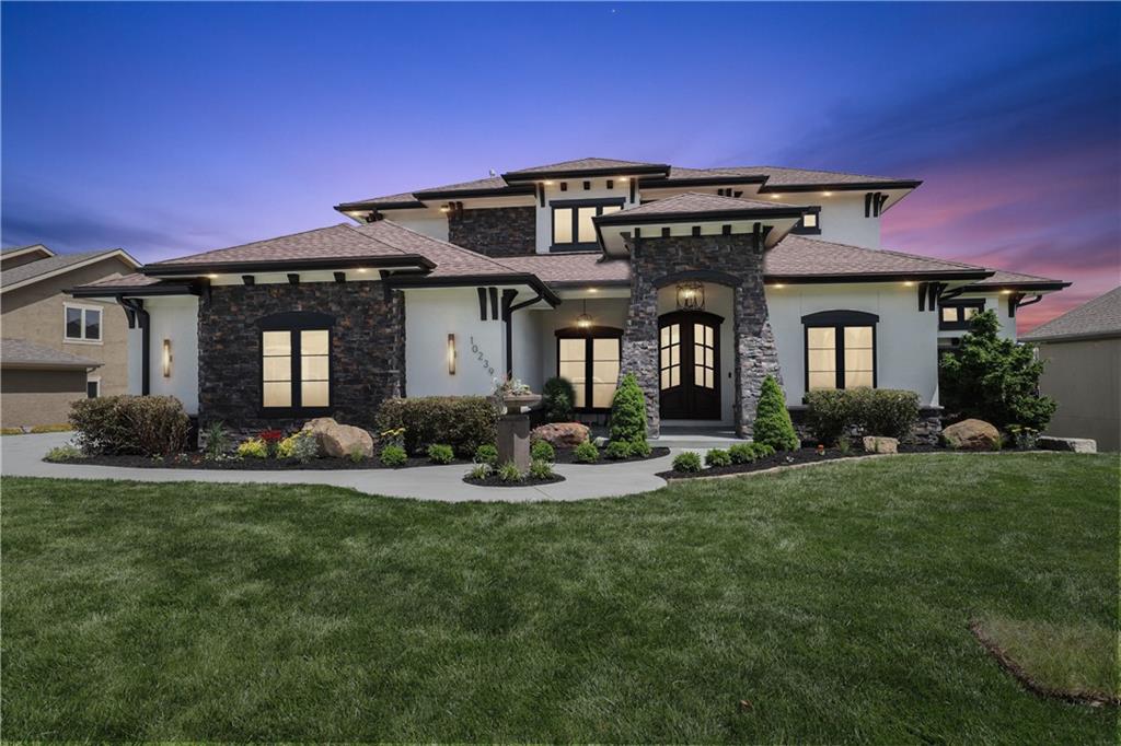 10239 N Kansas Avenue