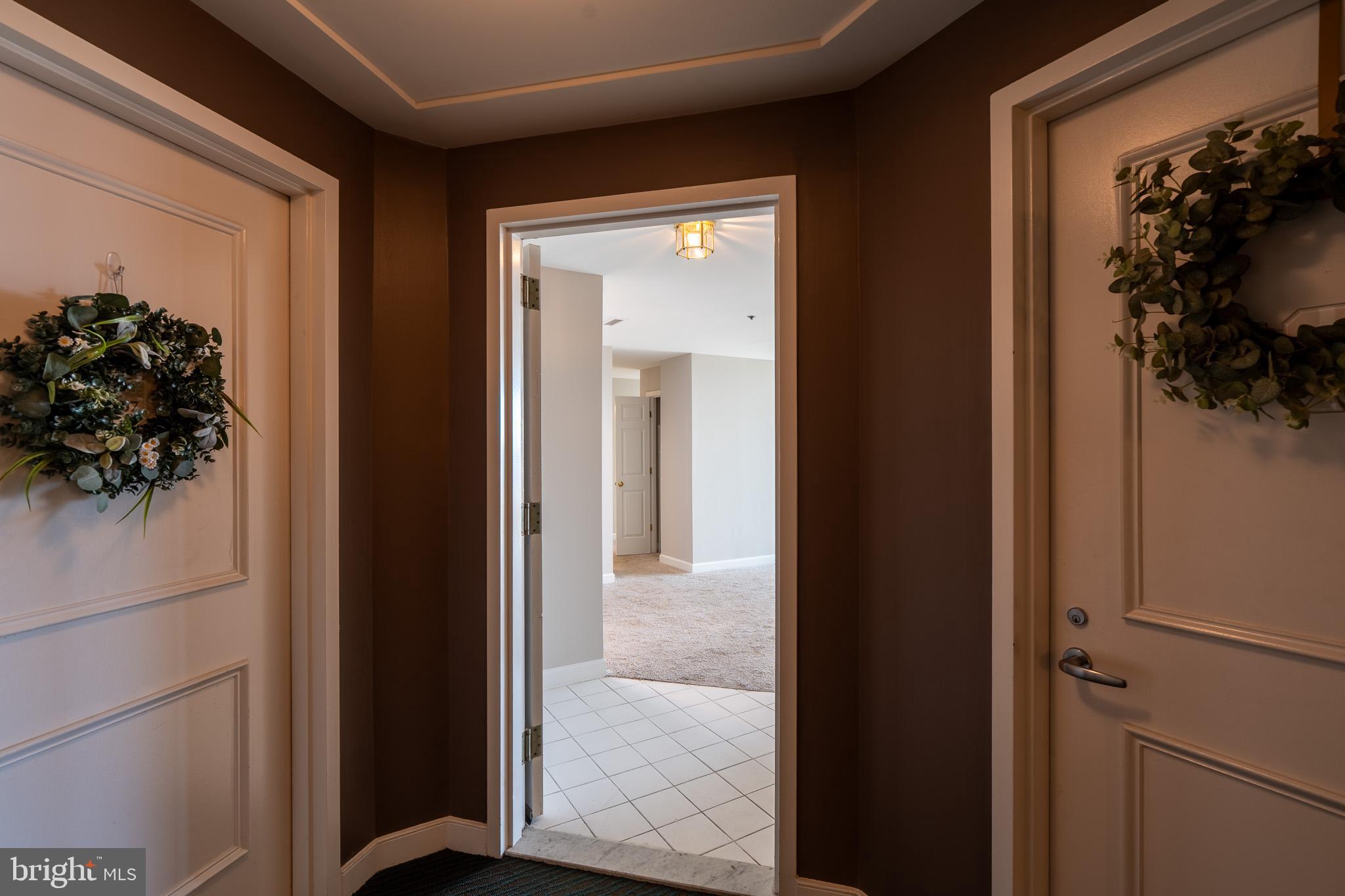 Come check out this gorgeous waterfront condo ! Perfect for an investor or 1st time Home Buyer! This one bed, one bath unit located in the highly desirable Harborview Community boasts abundant natural light and views everyone will love. Step into the spacious living room that flows directly into the kitchen, including pass through window so you can cook and entertain!The bedroom offers ample space and unreal panoramic views of the marina, along with access to the balcony to take in the vibes outdoors. Meanwhile the bathroom checks all the boxes to finish off this lovely little piece of heaven. This is your chance to call Harborview home!