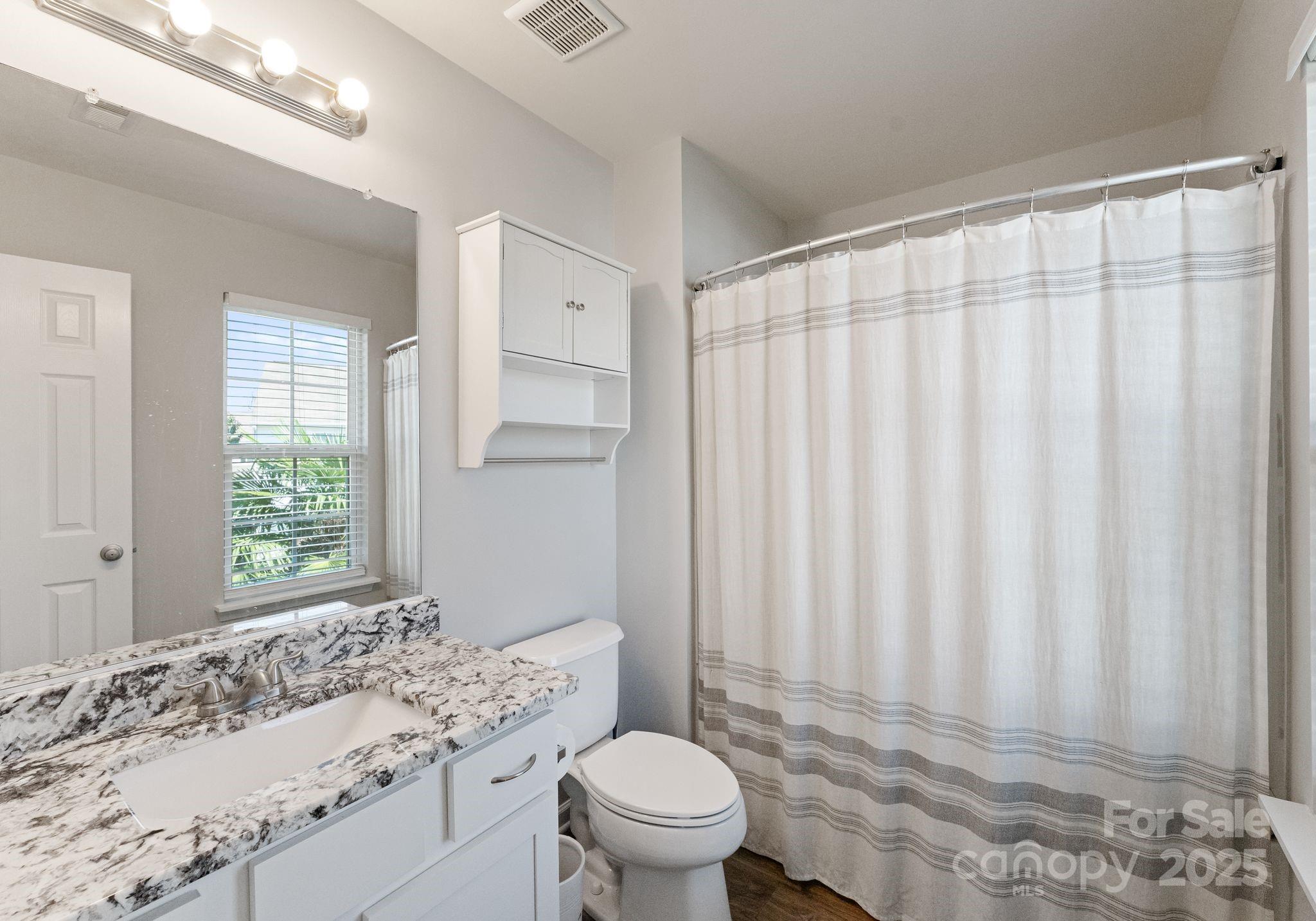 13635 Singleleaf Lane