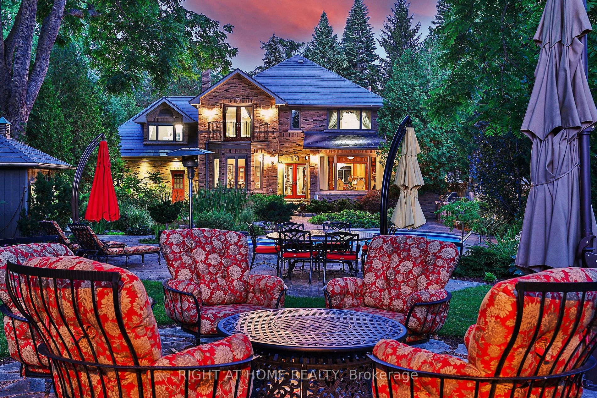 375 W Lakeshore Rd