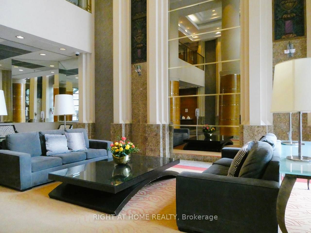 1001 Bay St 3104