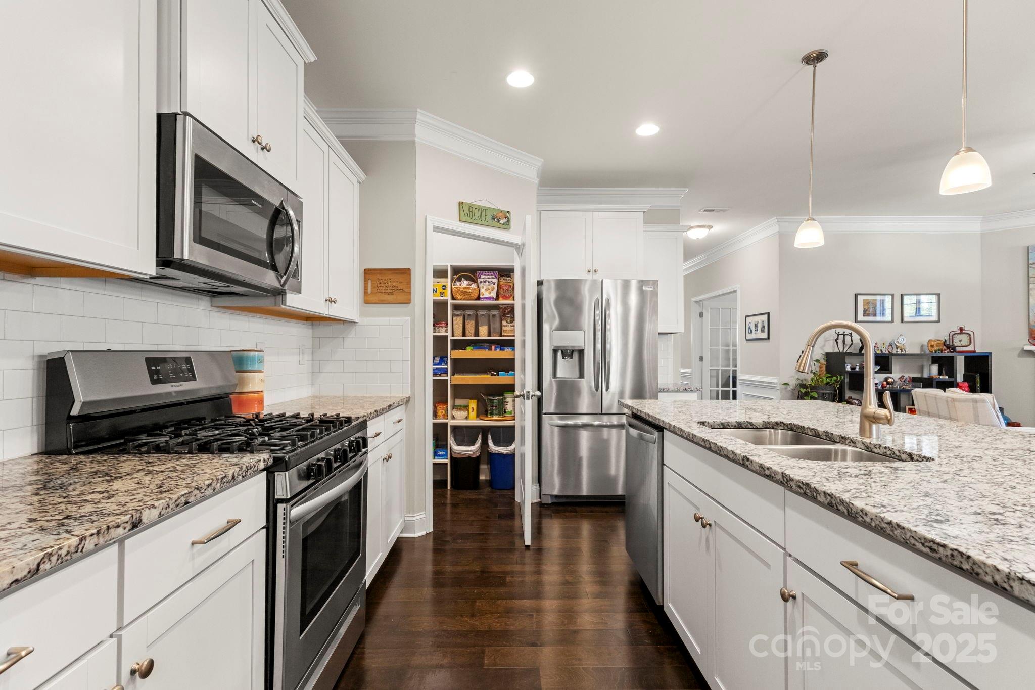 3729 Norman View Drive