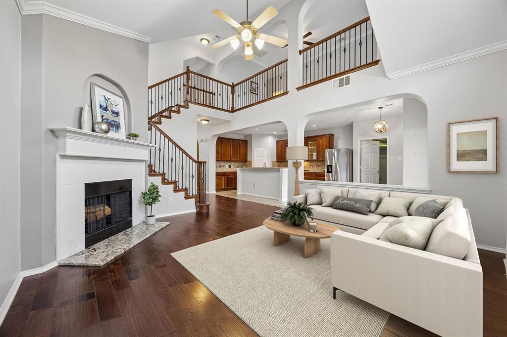9004 Regal Oaks Drive